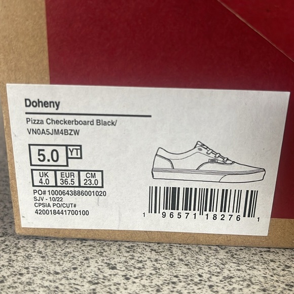 Kids' Vans Doheny Canvas Checkerboard Pizza Skate Shoes (Size 5) - Picture 11 of 13